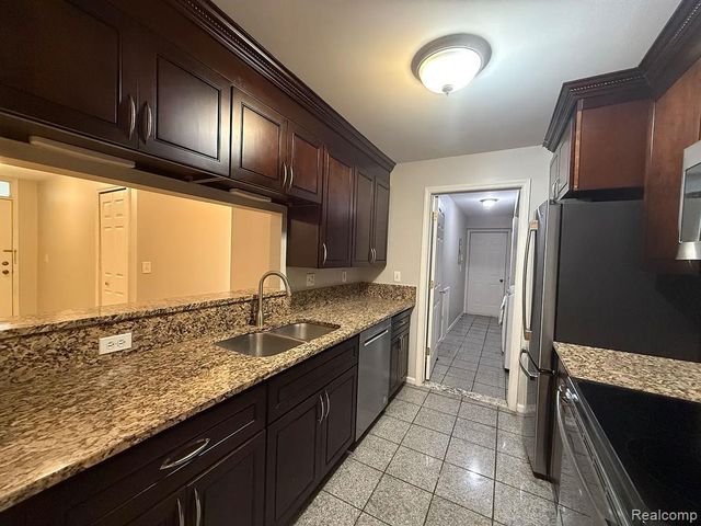 44837 Marigold Drive, Sterling Heights, MI 48314