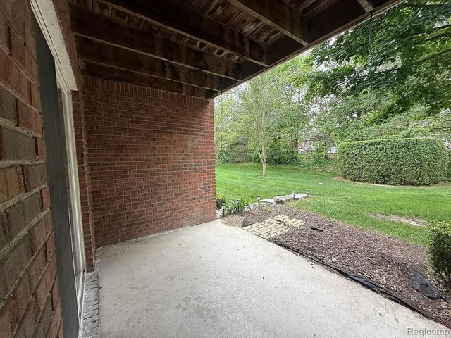 44837 Marigold Drive, Sterling Heights, MI 48314