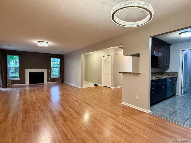 44837 Marigold Drive, Sterling Heights, MI 48314