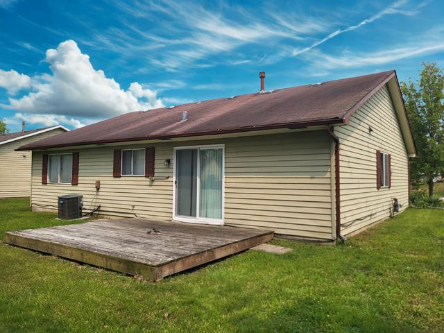 50 Oakhurst Road, Matteson, IL 60443