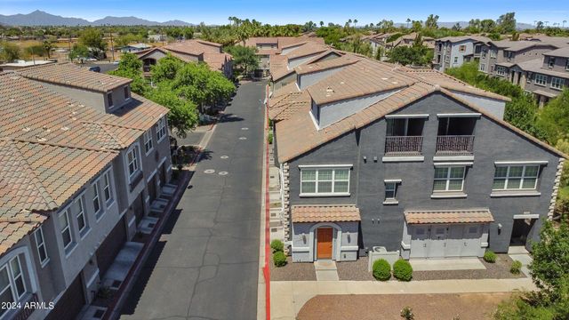 2256 E HUNTINGTON Drive, Phoenix, AZ 85040