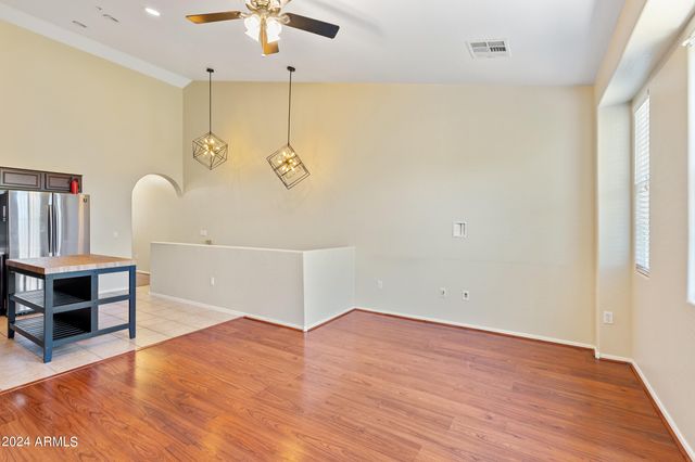 2256 E HUNTINGTON Drive, Phoenix, AZ 85040