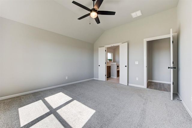 627 Honey Springs Lane, Shawnee, OK 74804