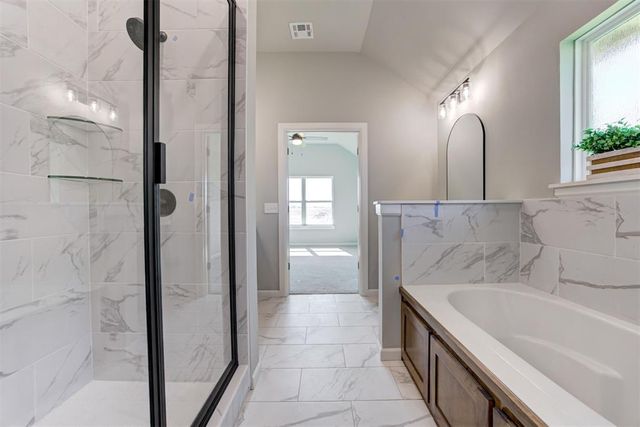 627 Honey Springs Lane, Shawnee, OK 74804