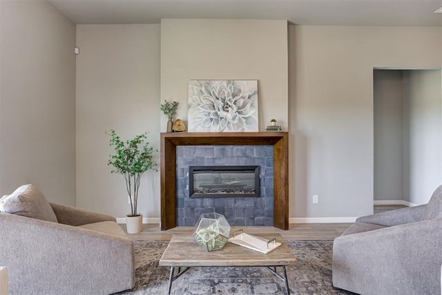 627 Honey Springs Lane, Shawnee, OK 74804