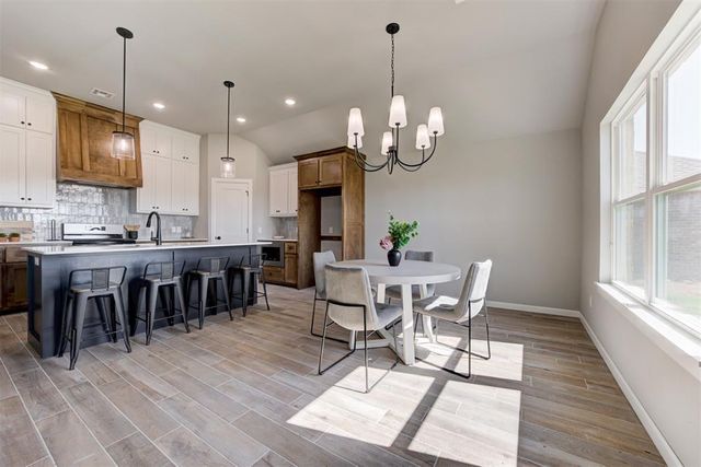 627 Honey Springs Lane, Shawnee, OK 74804