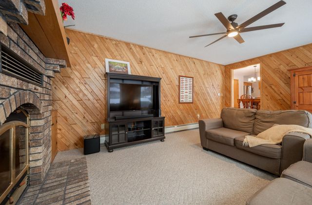 2004 Oak Street, Grand Rapids, MN 55744