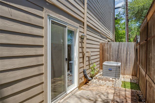 3627 Manchaca RD 108, Austin, TX 78704