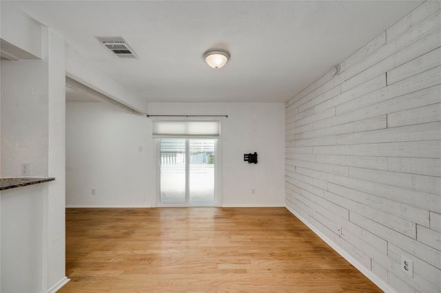 3627 Manchaca RD 108, Austin, TX 78704