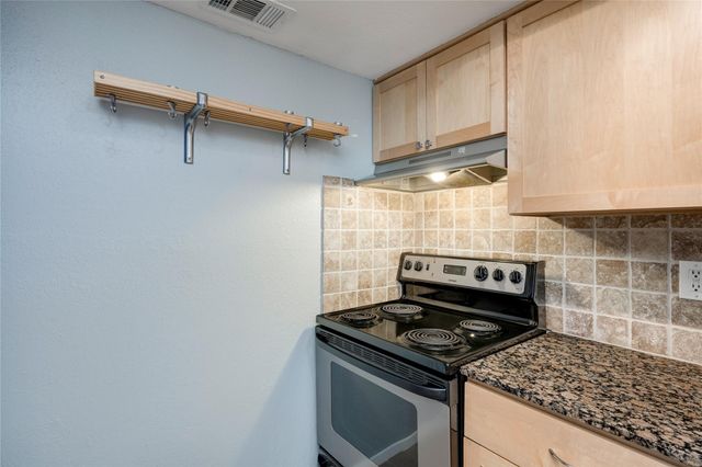 3627 Manchaca RD 108, Austin, TX 78704