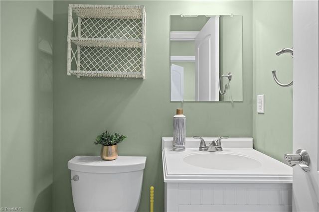 7360 Nc Highway 704, Madison, NC 27025