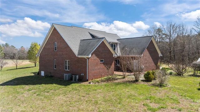 7360 Nc Highway 704, Madison, NC 27025