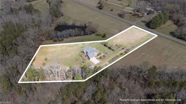 7360 Nc Highway 704, Madison, NC 27025