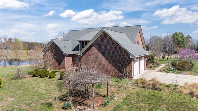 7360 Nc Highway 704, Madison, NC 27025