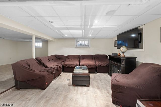 173 Gregory Ave, West Orange Twp., NJ 07052