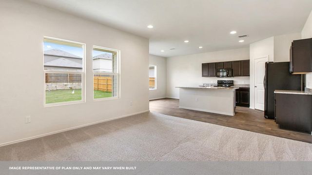 20135 Heinrich LN, Manor, TX 78653