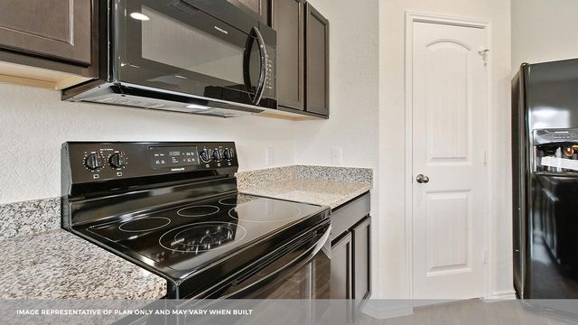 20135 Heinrich LN, Manor, TX 78653