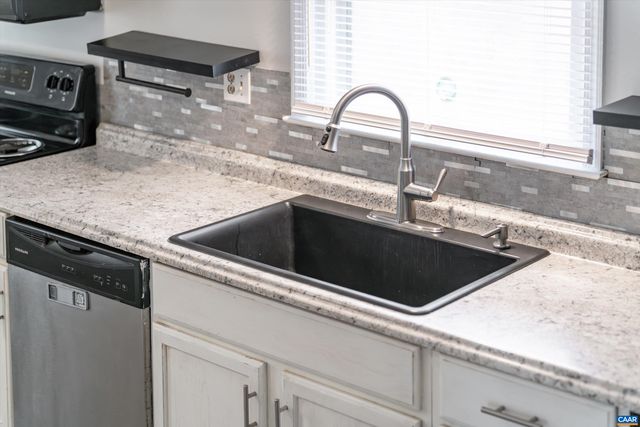 9 PLEASANT VIEW TER, Palmyra, VA 22963