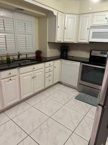 3150 Meridian Way S 6, Palm Beach Gardens, FL 33410