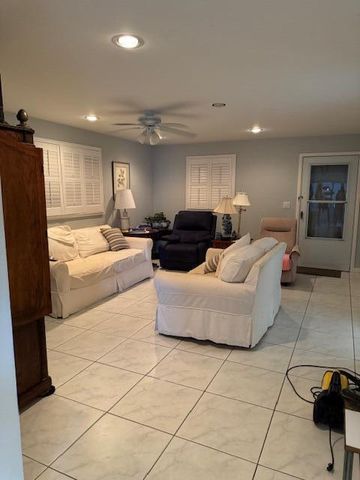 3150 Meridian Way S 6, Palm Beach Gardens, FL 33410