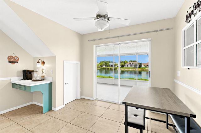 4817 11TH AVENUE CIRCLE E, Bradenton, FL 34208