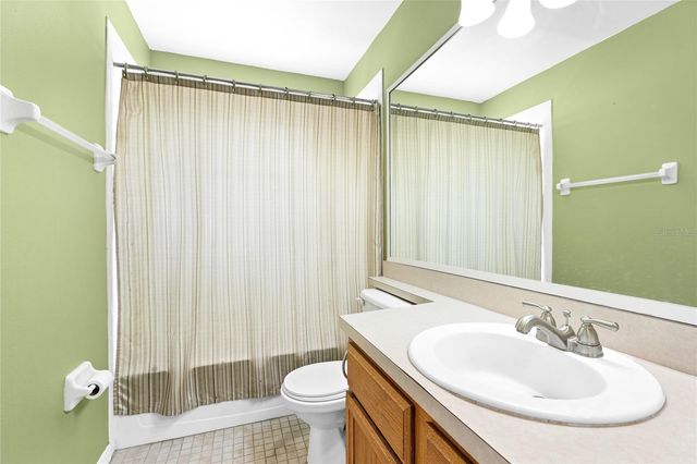 4817 11TH AVENUE CIRCLE E, Bradenton, FL 34208