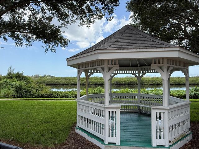 4817 11TH AVENUE CIRCLE E, Bradenton, FL 34208