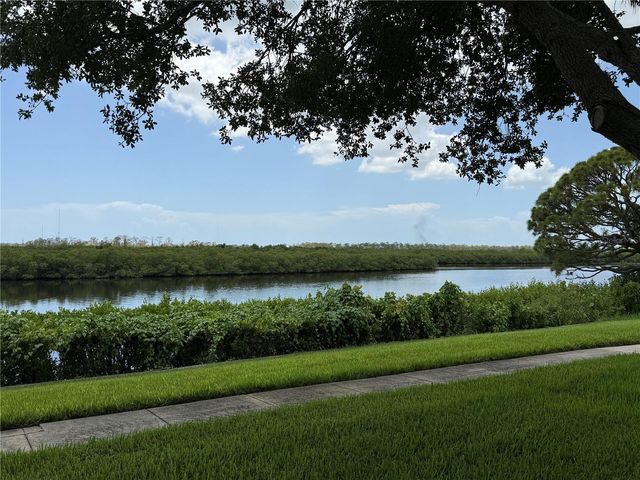 4817 11TH AVENUE CIRCLE E, Bradenton, FL 34208