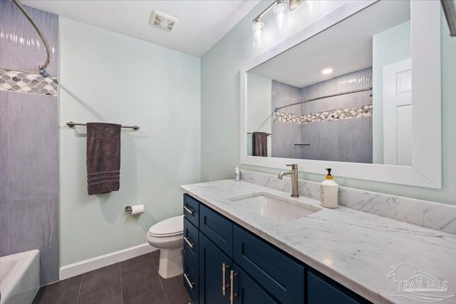 4431 Canopy Rd, Pensacola, FL 32504