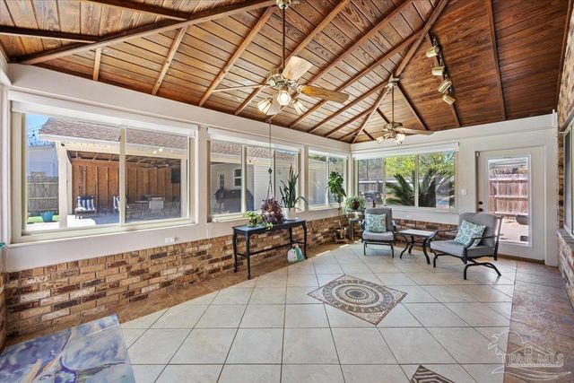 4431 Canopy Rd, Pensacola, FL 32504