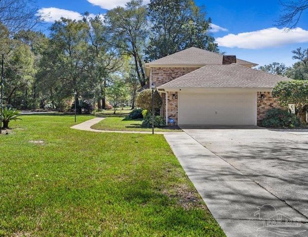 4431 Canopy Rd, Pensacola, FL 32504