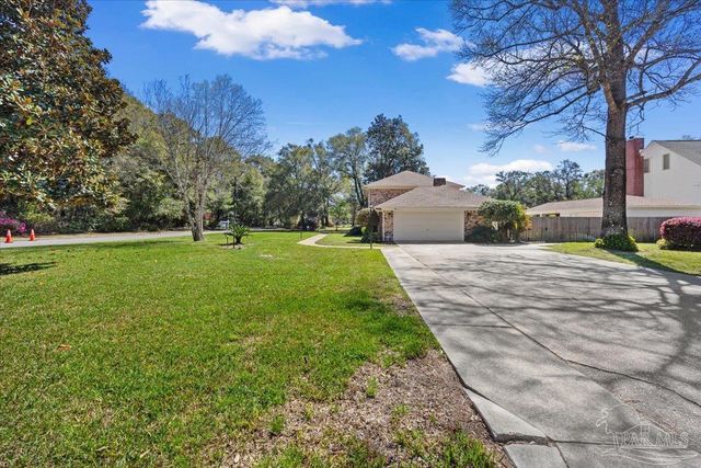 4431 Canopy Rd, Pensacola, FL 32504