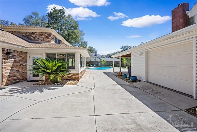 4431 Canopy Rd, Pensacola, FL 32504