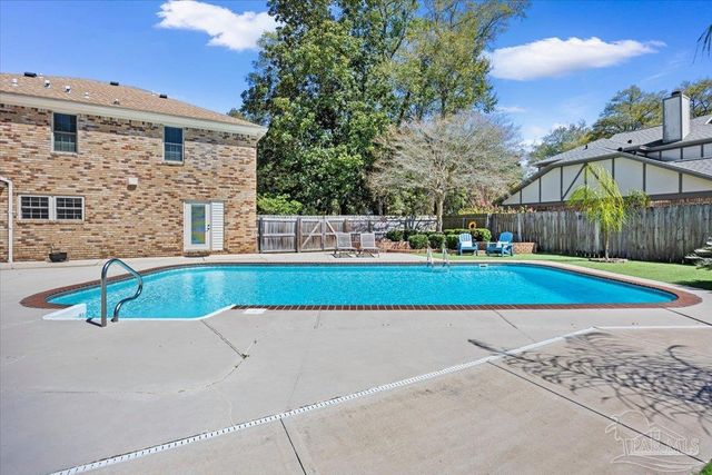 4431 Canopy Rd, Pensacola, FL 32504