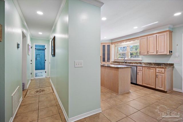 4431 Canopy Rd, Pensacola, FL 32504