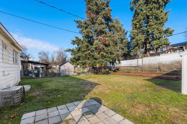 6112 N Driscoll Blvd, Spokane, WA 99205