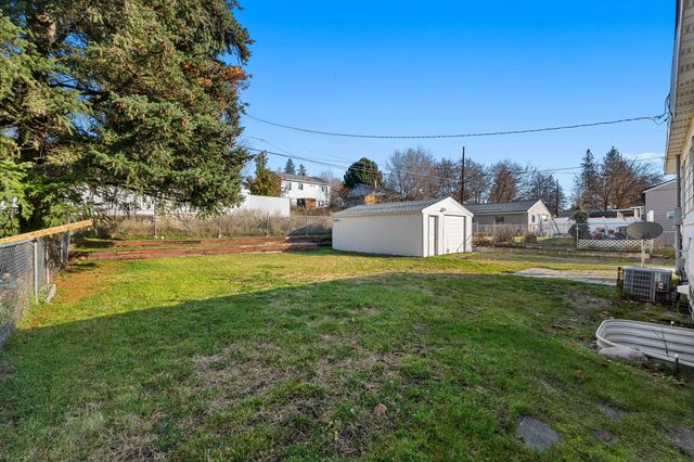 6112 N Driscoll Blvd, Spokane, WA 99205