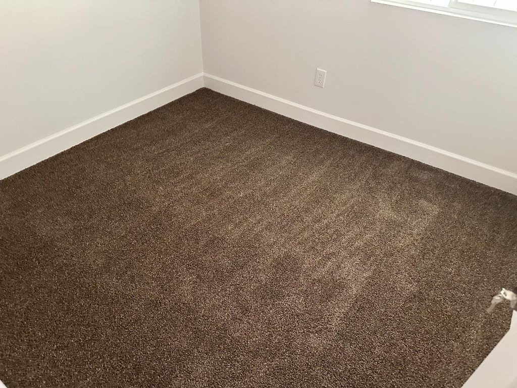 Image 21 of property listing at 3550 N Duke # 5, Fresno, CA 93727