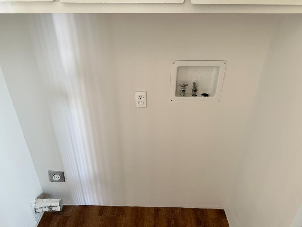 Image 22 of property listing at 3550 N Duke # 5, Fresno, CA 93727