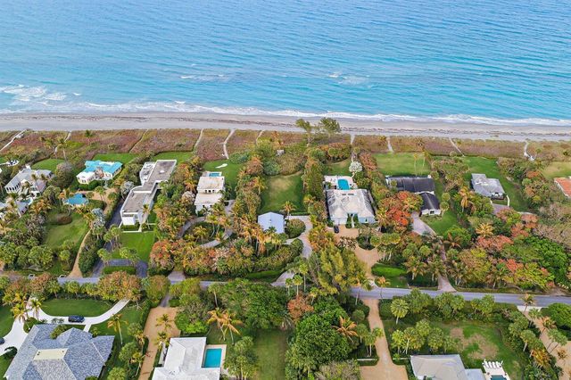 31 N Beach Road, Jupiter Island, FL 33455
