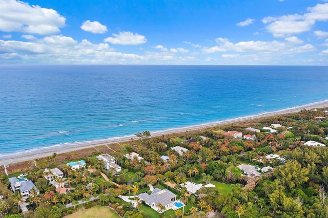 31 N Beach Road, Jupiter Island, FL 33455