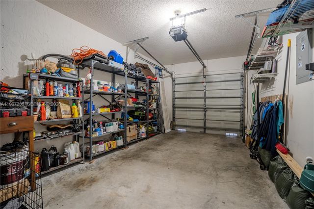 17235 NW 7th St, Pembroke Pines, FL 33029