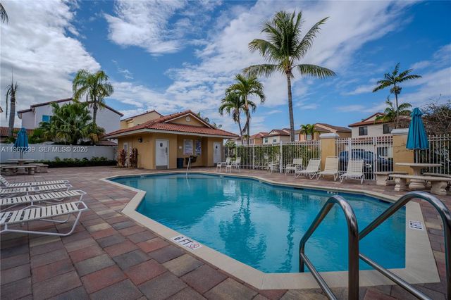 17235 NW 7th St, Pembroke Pines, FL 33029