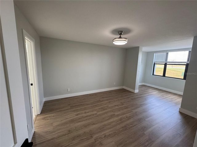 2017 SKIMMER COURT W 413, Clearwater, FL 33762