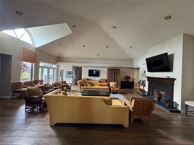 2017 SKIMMER COURT W 413, Clearwater, FL 33762