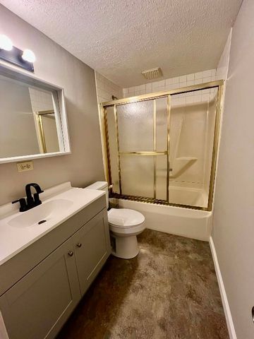 2012 W 32ND Street, Erie, PA 16508