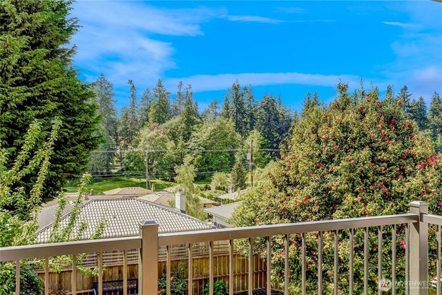 7571 45th Avenue SW, Seattle, WA 98136