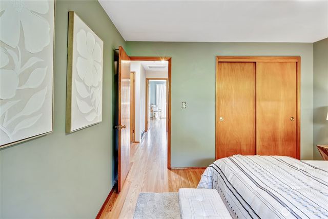 7571 45th Avenue SW, Seattle, WA 98136