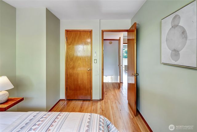 7571 45th Avenue SW, Seattle, WA 98136