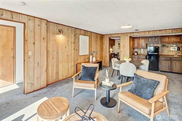 7571 45th Avenue SW, Seattle, WA 98136